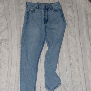 American eagle mom jeans